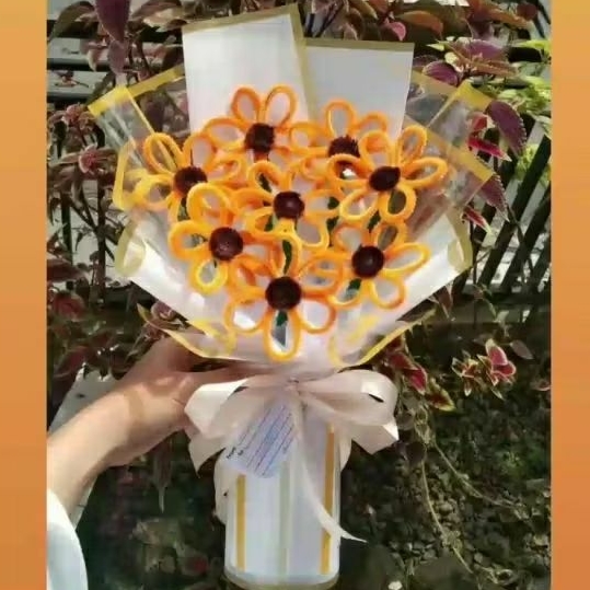 Bouquet pipe cleaner