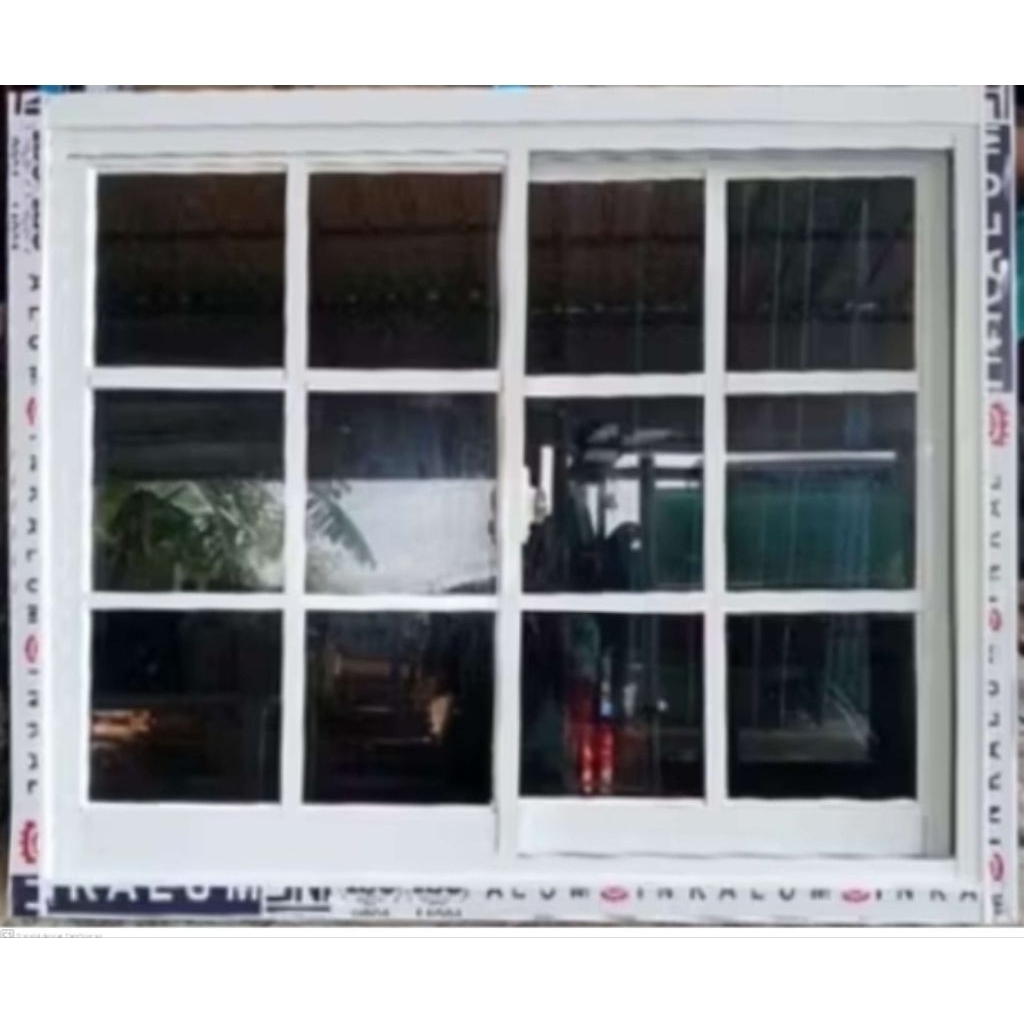 Jendela aluminium Sliding(geser)Ornamen