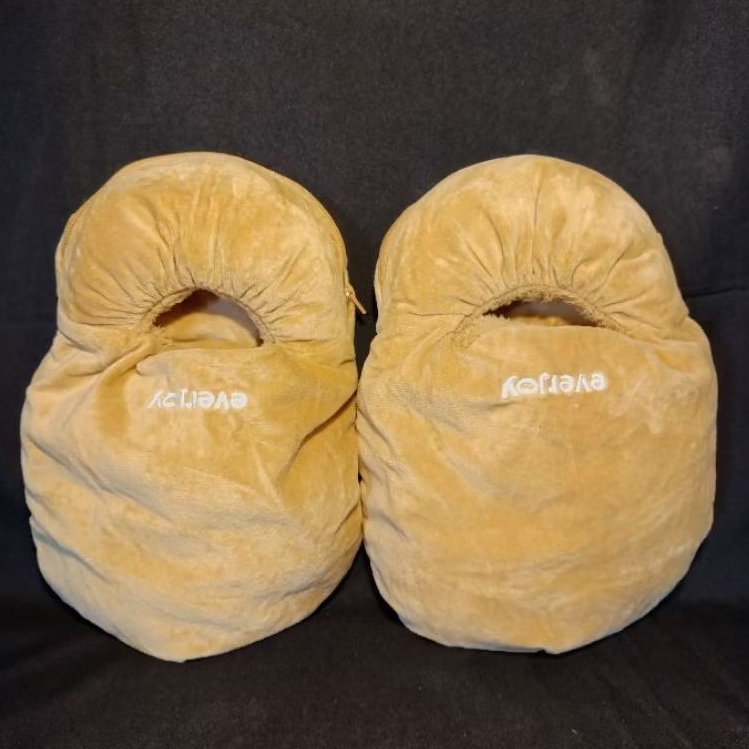 Aneka Boneka Penghangat Kaki