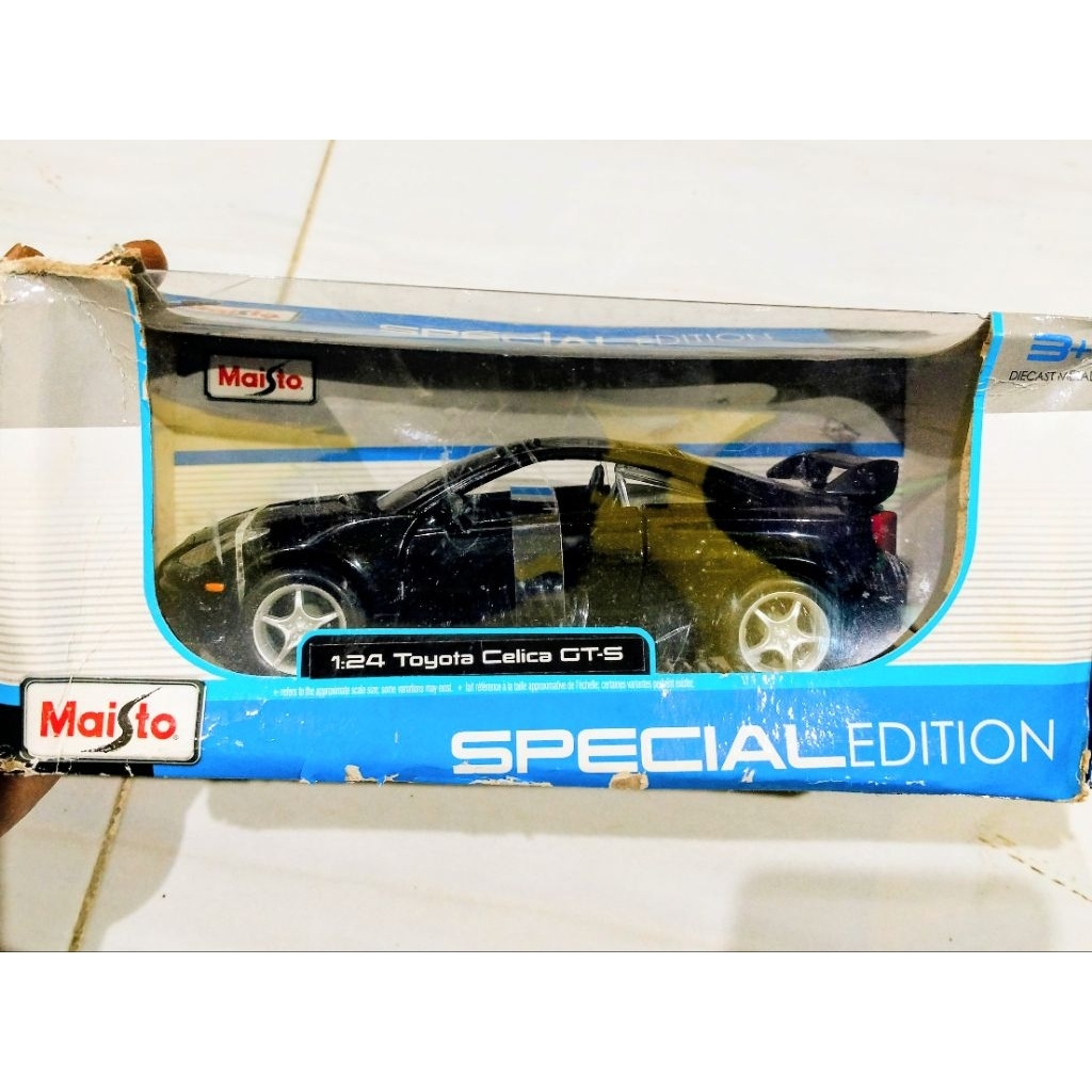Maisto 1:24 Toyota Celica GT-S Die-cast