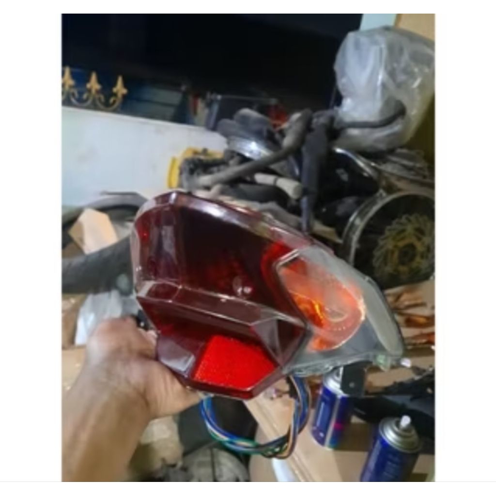 Stoplamp Lampu Stop Belakang Beat fi 2012-2015 Custom Hitam Oranye komplit