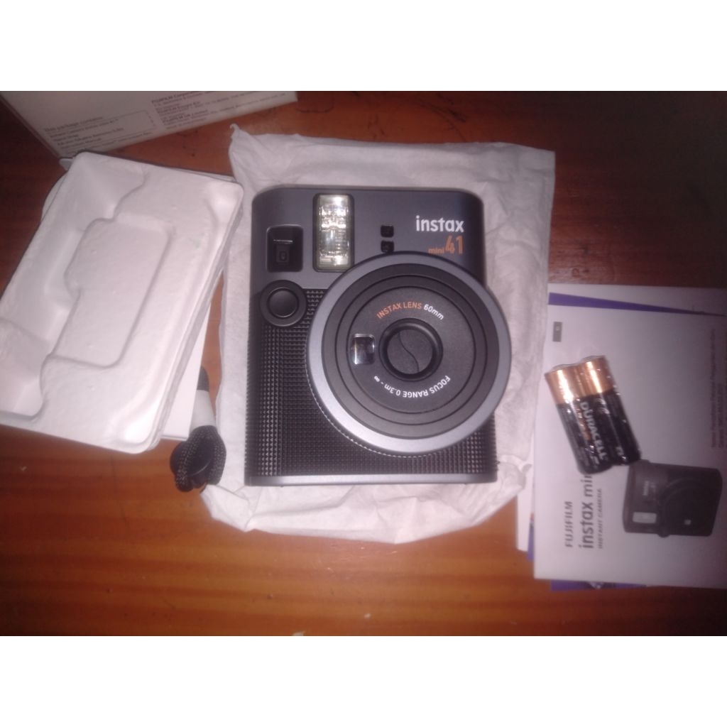 Kamera Polaroid Fujifilm Instax 41