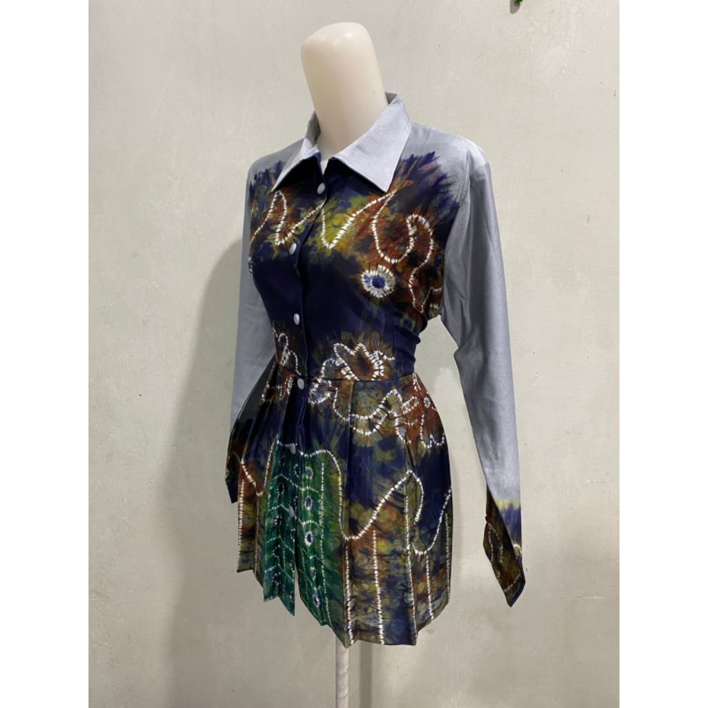 blus sasirangan warna biru dongker/biru malam mix abu abu