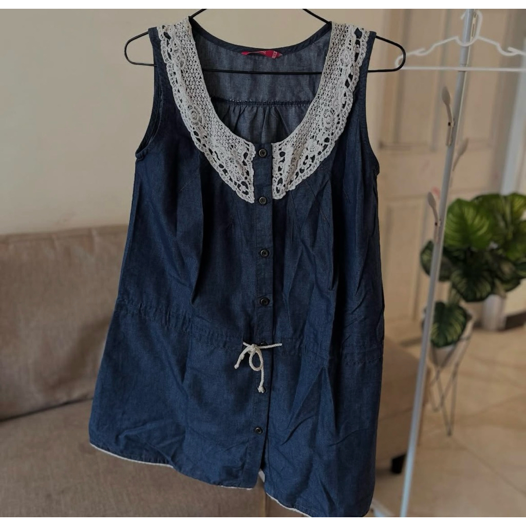 OUTER JEANS TANPA LENGAN BORDIR