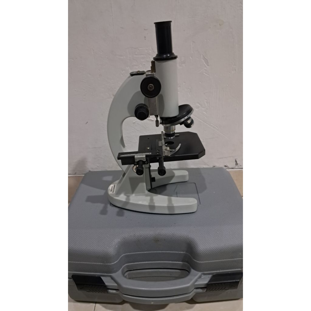Mikroskop Monokuler XSP-12 Bekas