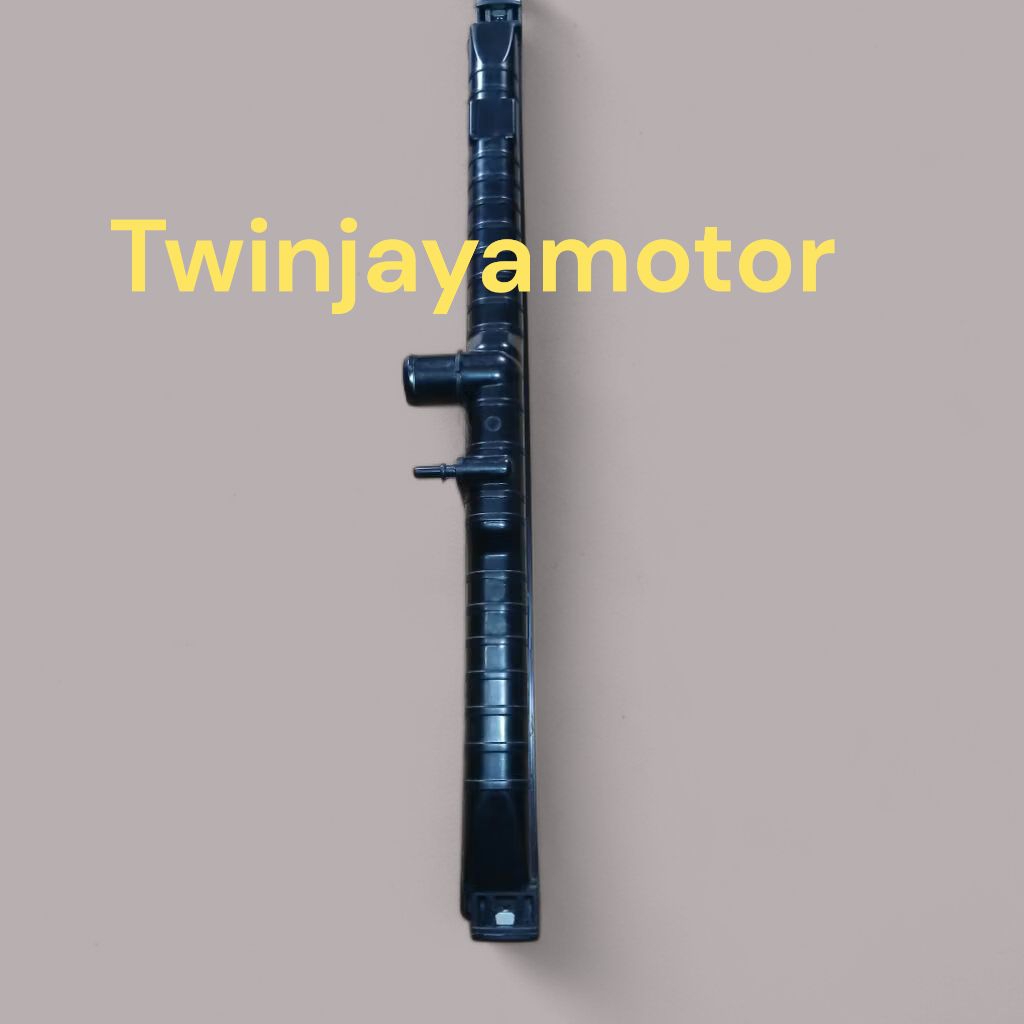 UPPER TANK RADIATOR FORD EVEREST 2000CC/COVER RADIATOR FORD EVEREST