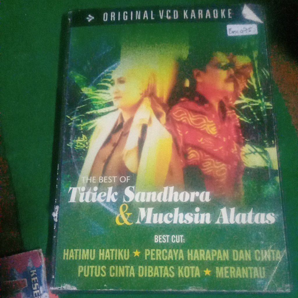 VCD TITIEK SANDHORA MUCHSIN ALATAS BX075