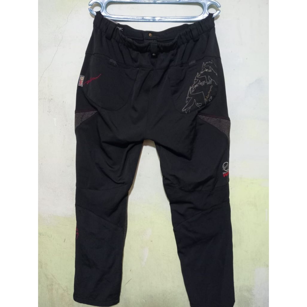 celana outdor black yak