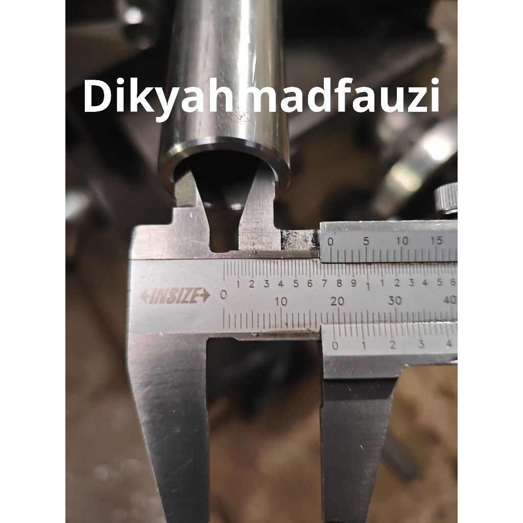 pipa Stainless Seamless od 25mm tebal 3mmx1meter