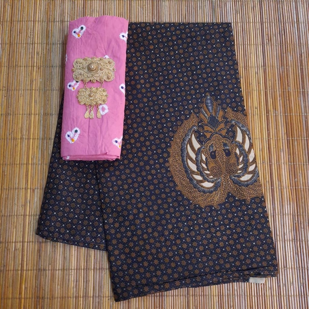 Batik Sogan Lawasan Solo