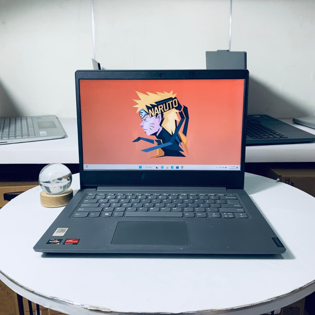 Laptop Lenovo V14-ADA  | Processor Ryzen 3 3250U 2.60GHz |  4GB | 512SSD