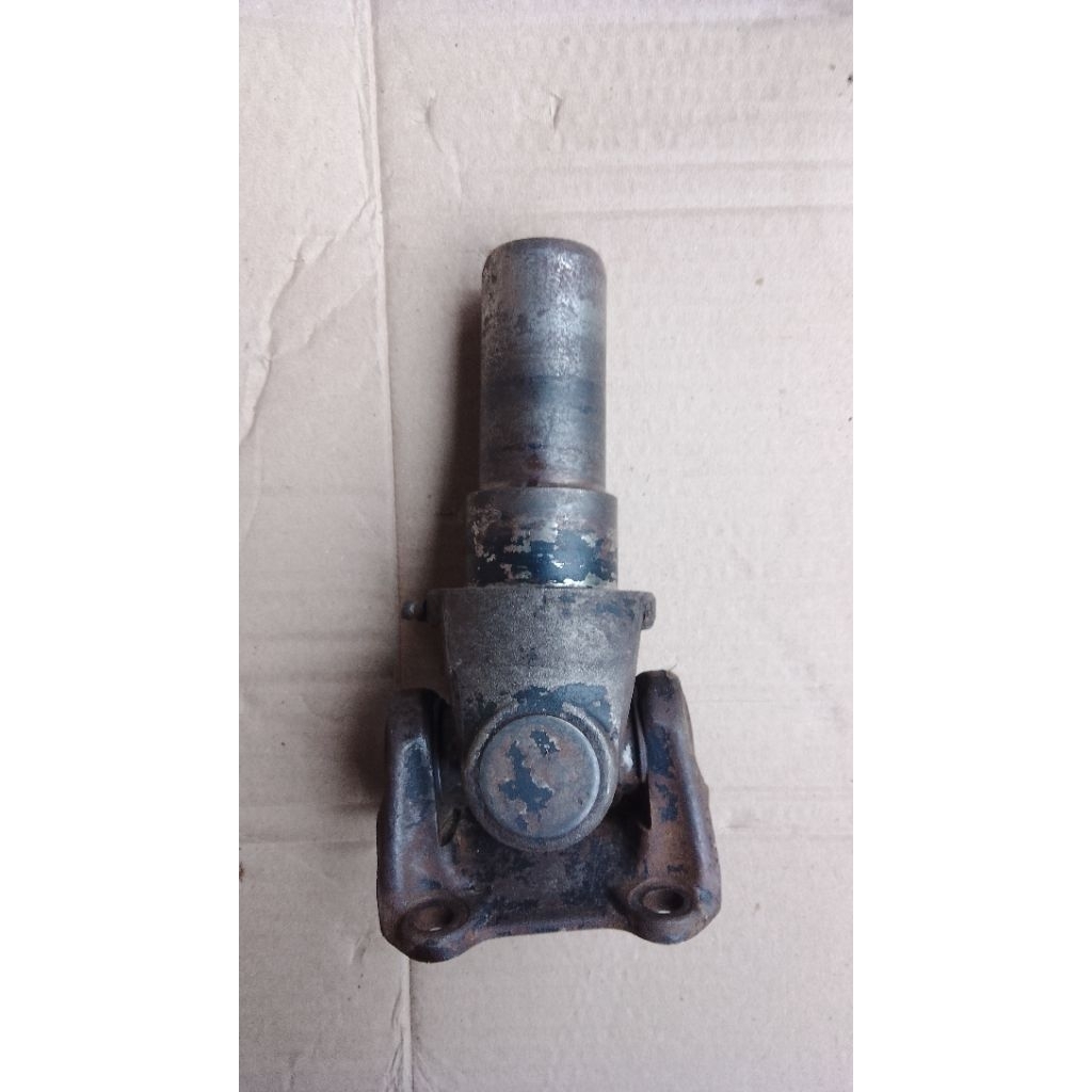 yoke Sleeve Dyna Rino Dutro 110 copotan original