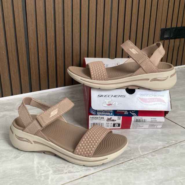 SKECHERS SANDAL GO WALK ARCH FIT WOMENS SANDAL - TAN