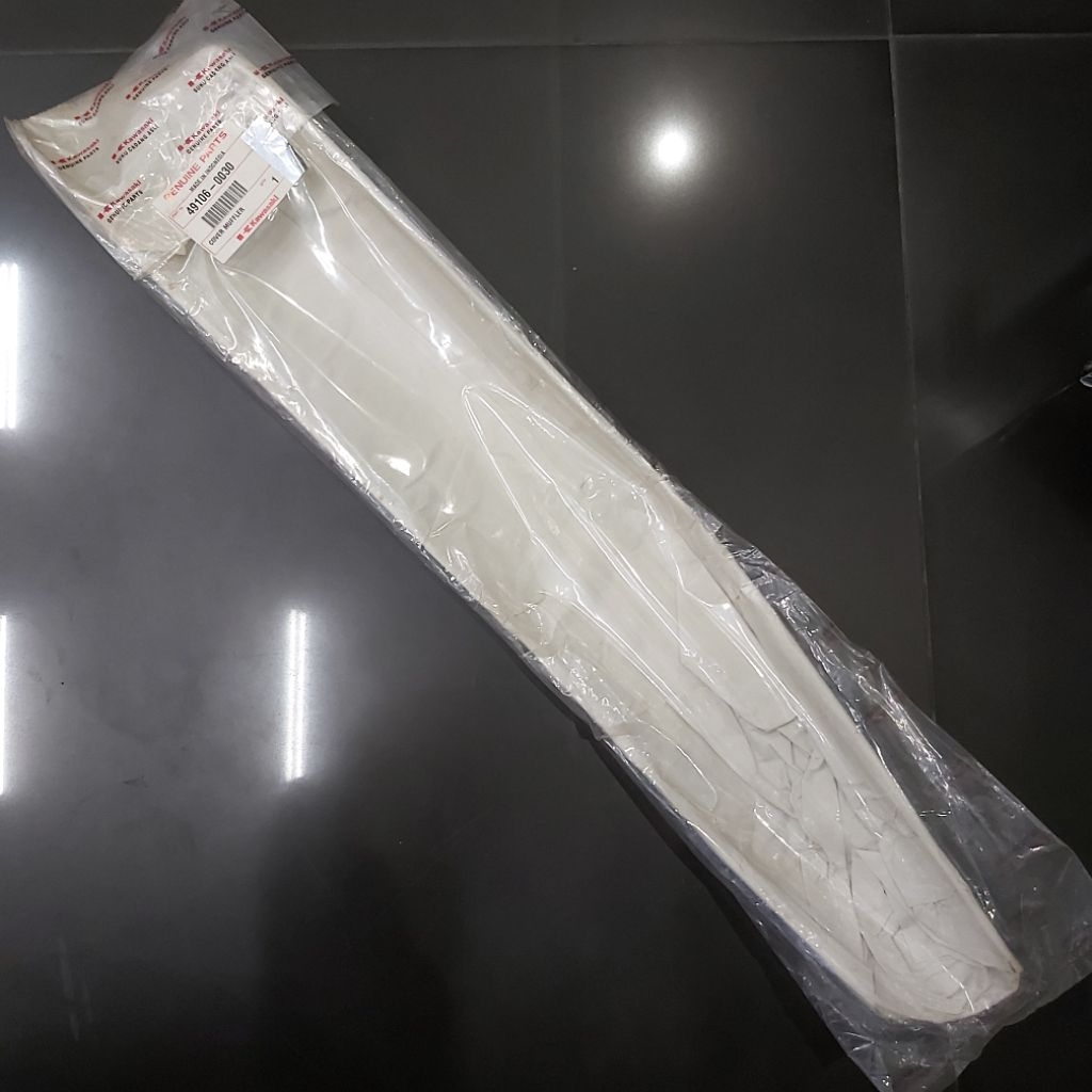 Cover tameng knalpot zx130