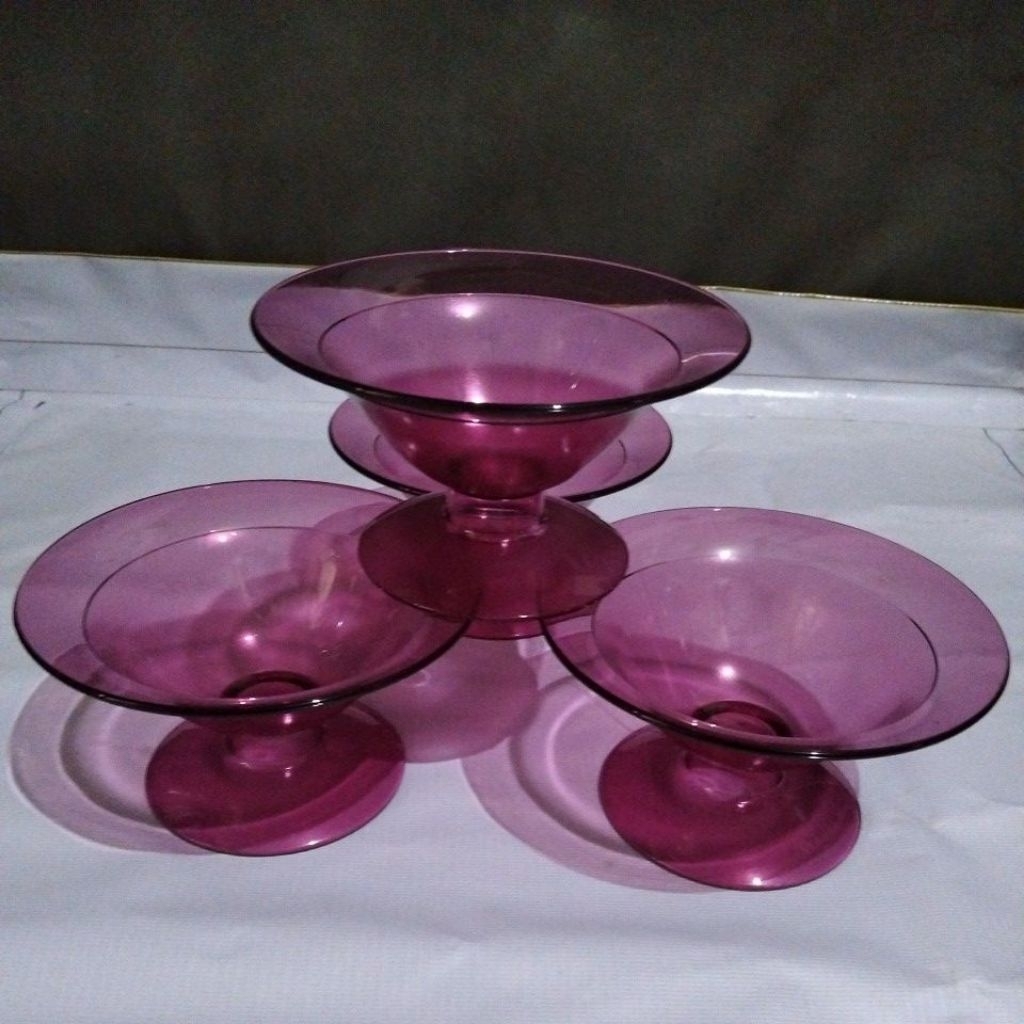 dessert cup Tupperware