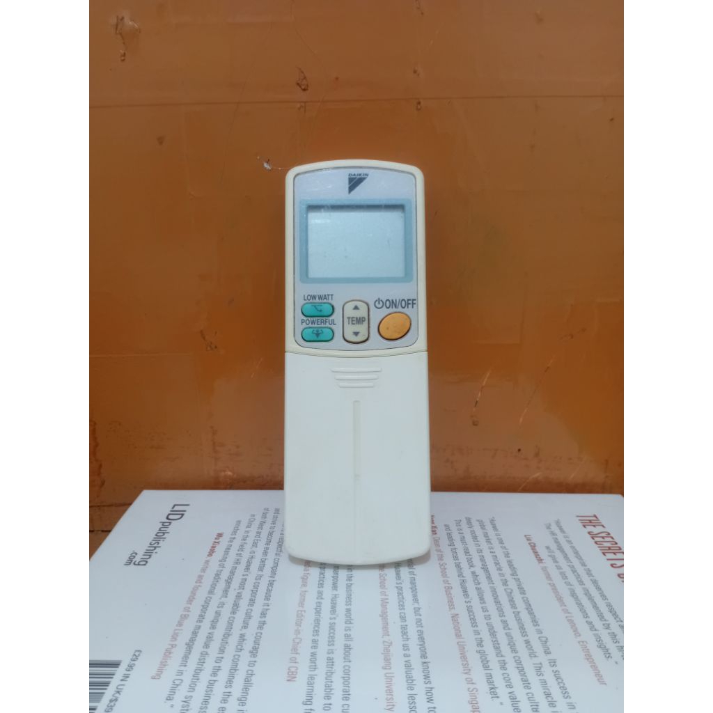 REMOTE AC DAIKIN SERI ARC433A106 ORIGINAL