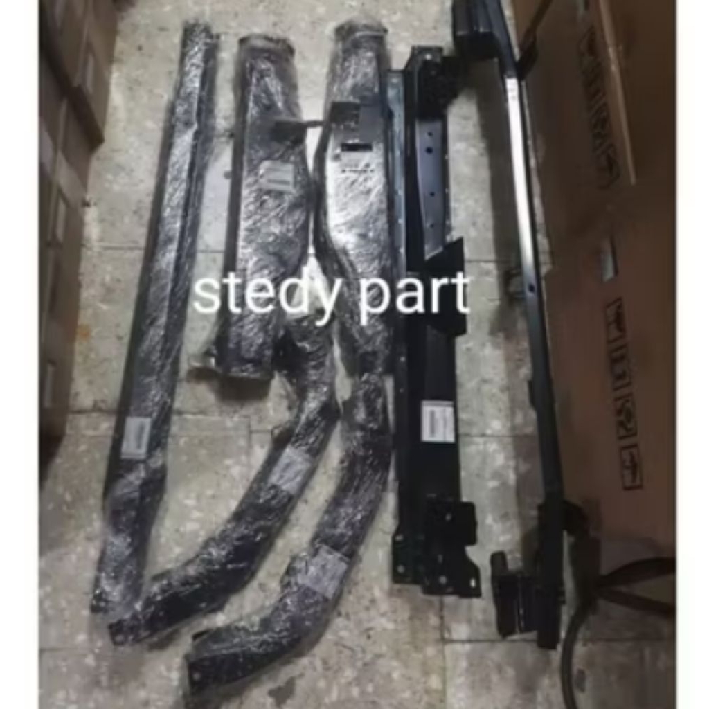 bullhead assy Mitsubishi xpander | xpander cross 2017-2021 asli original