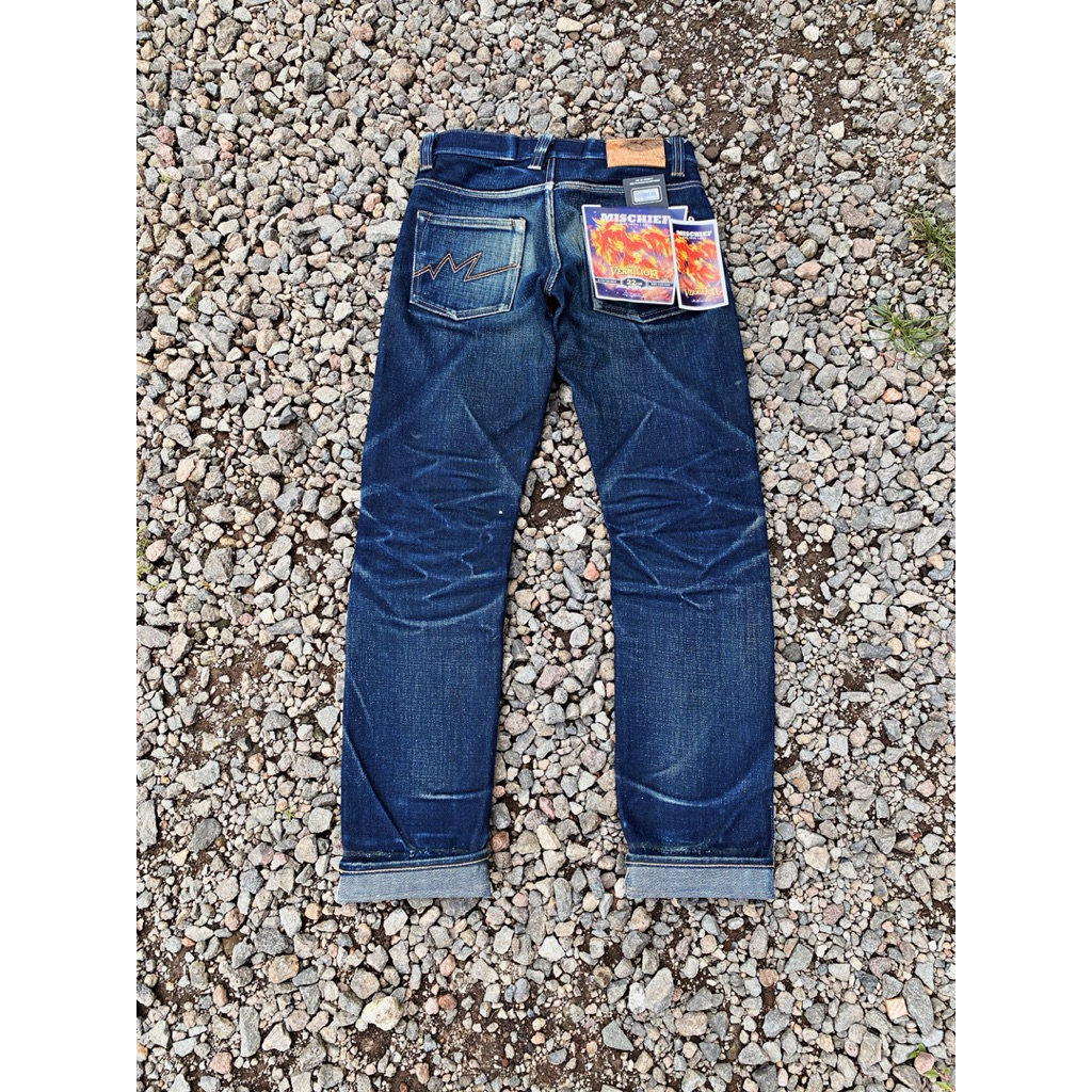 mischief dark vermilion 22oz