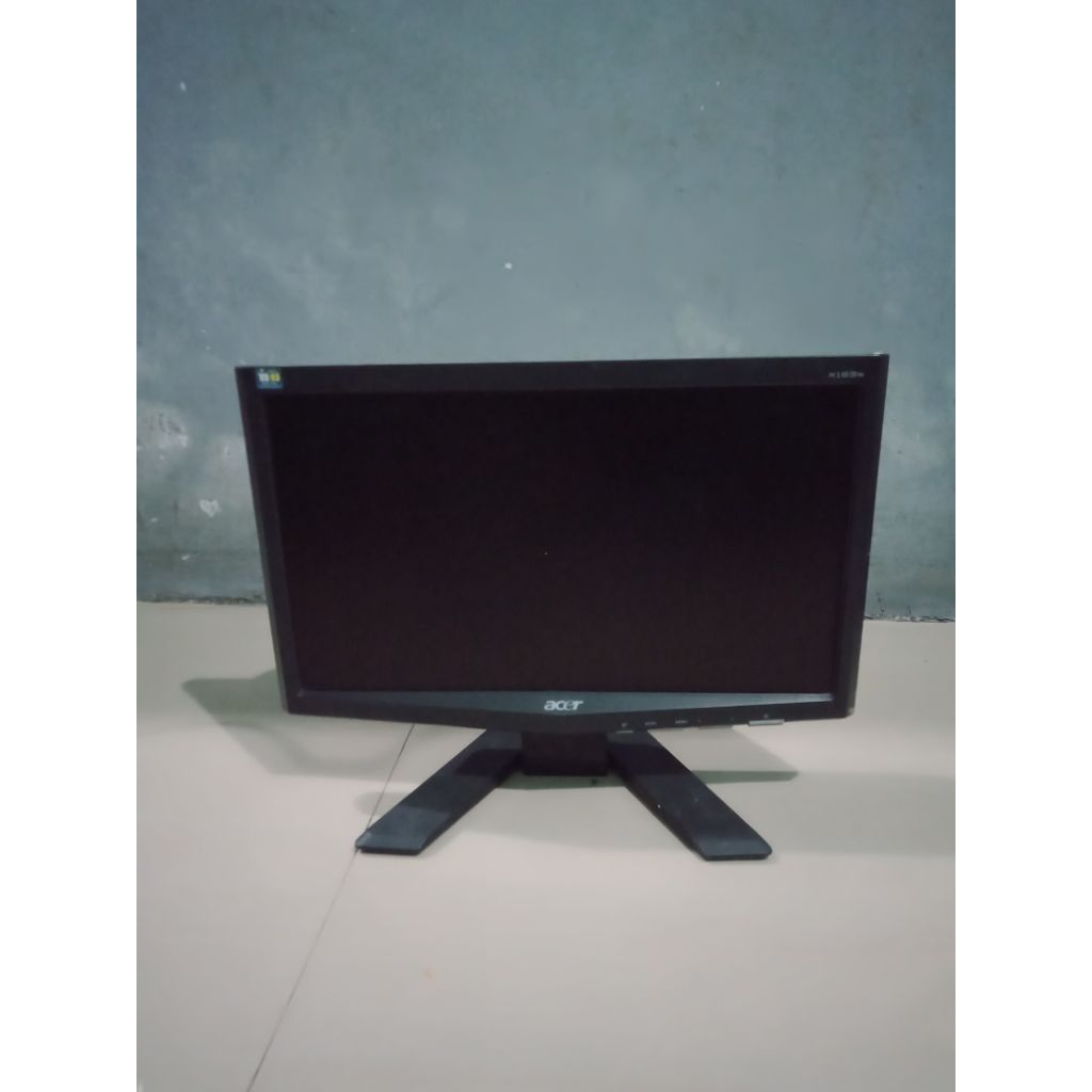 monitor Acer 16 inch
