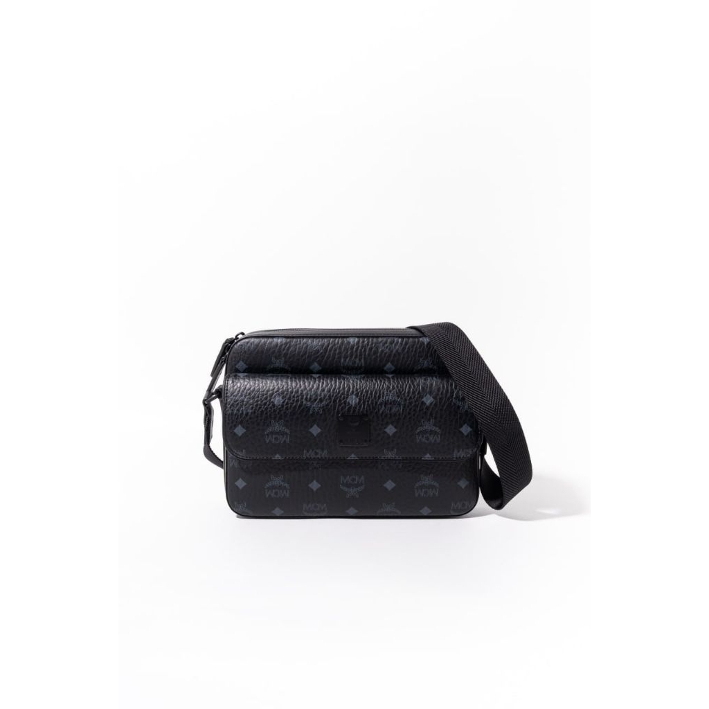 MCM Medium aren messenger bag visetos Black