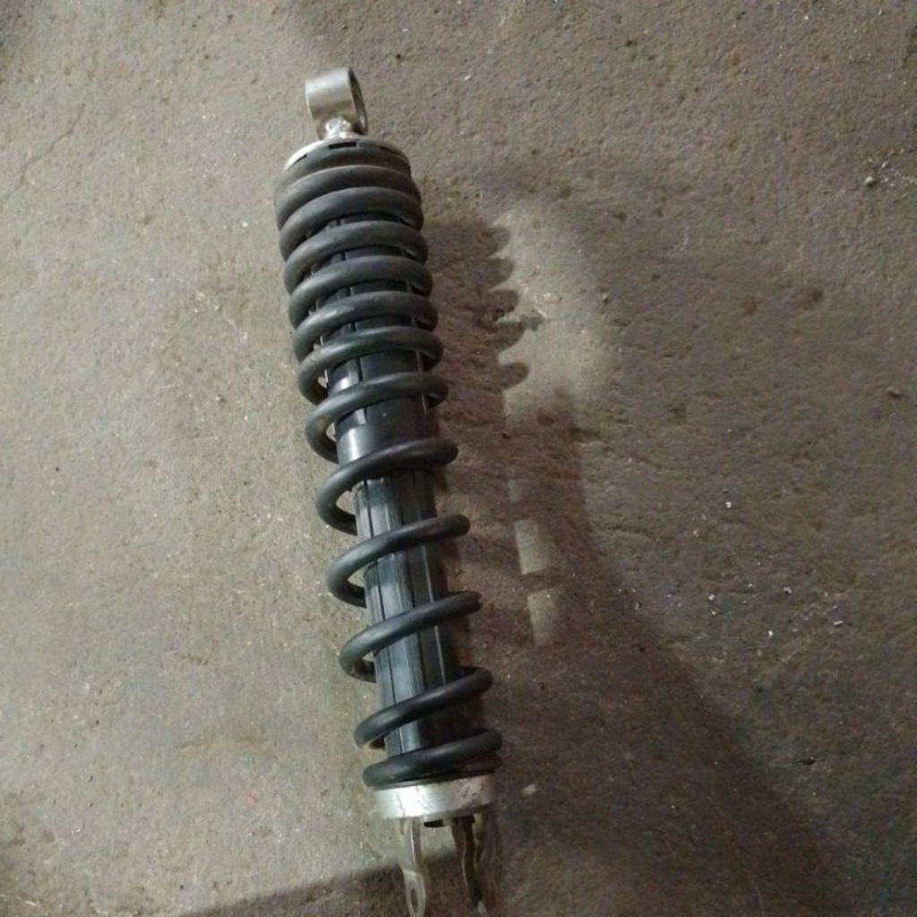 shockbreaker belakang honda vario 125 bekas copotan original