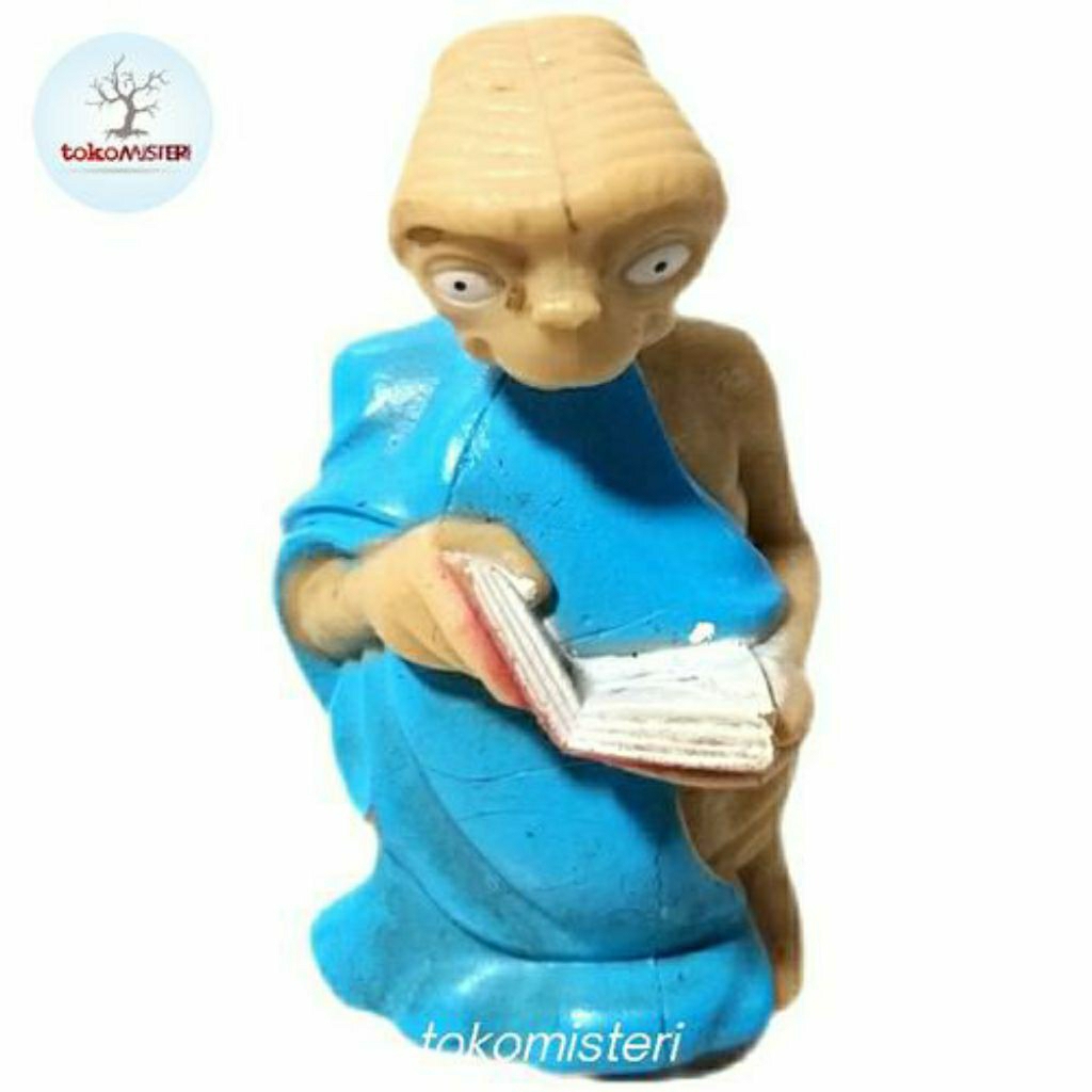 Rahib Alien ET Extra Terrestrial Monk Hold Book Creature Movie Figure Rare Jadul Vintage Classic Law