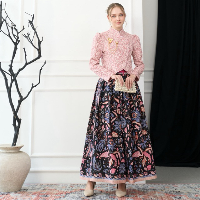 Kebaya Croptop Janggan Pink / Rok Janggan Angking Klasik / Kebaya Janggan Fukuro Seragaman