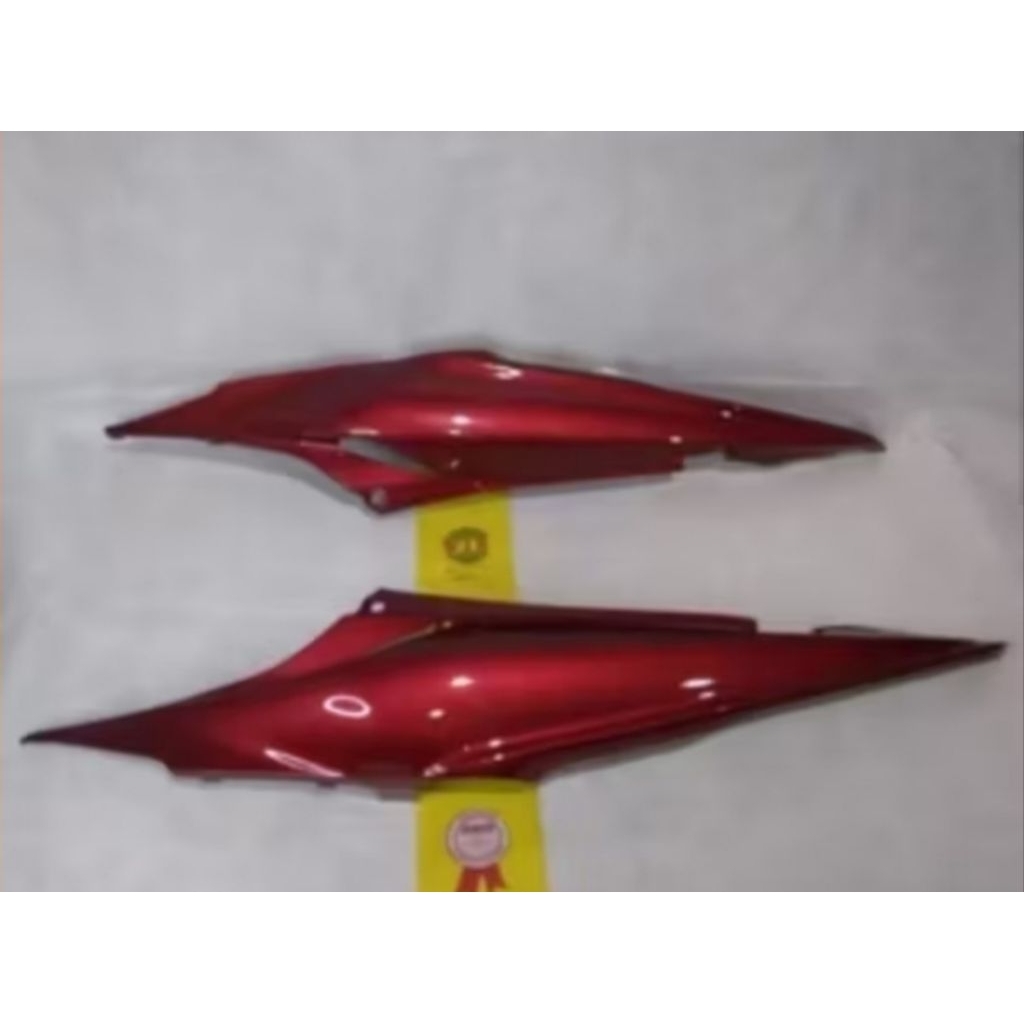 Cover body samping Revo lancip merah Body samping kiri kanan Revo lama merah
