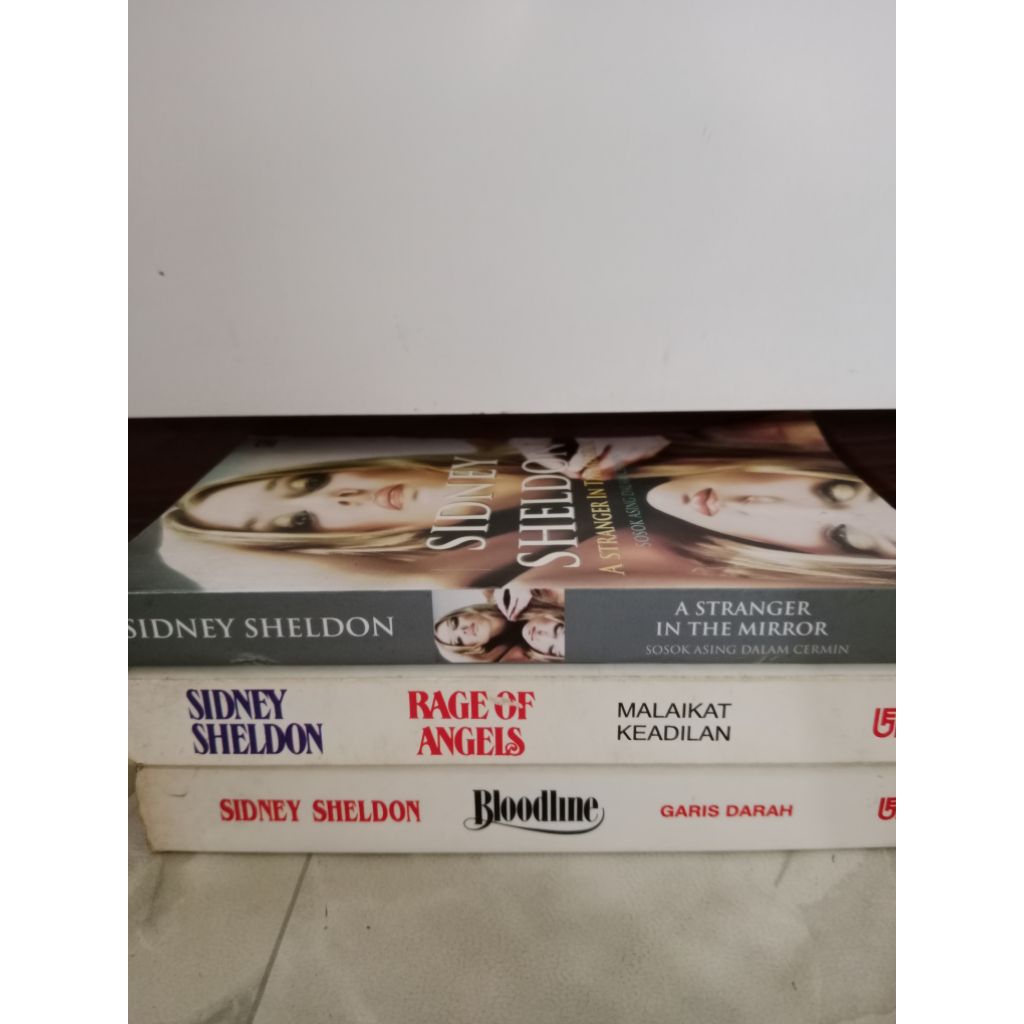 Novel Sidney Sheldon