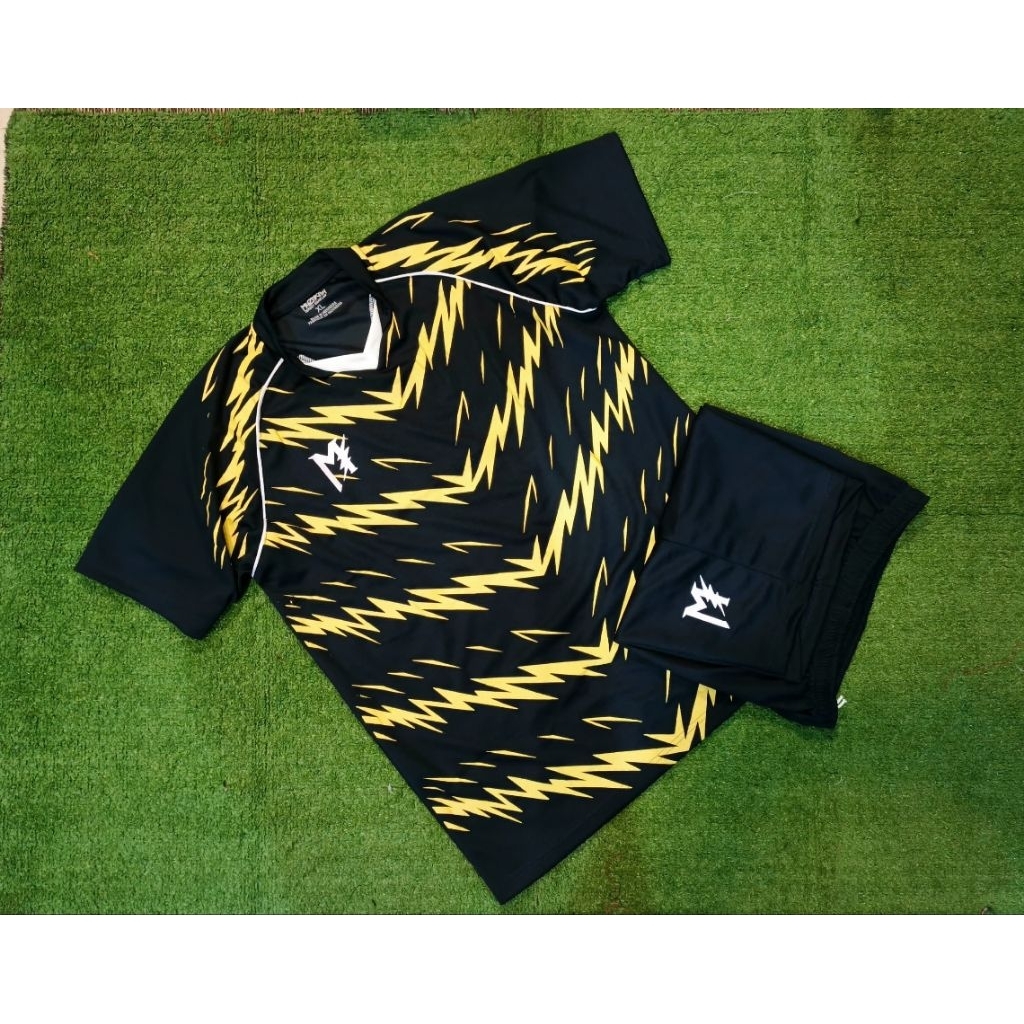 Muzakar Jersey Warna hitam motif petir kuning