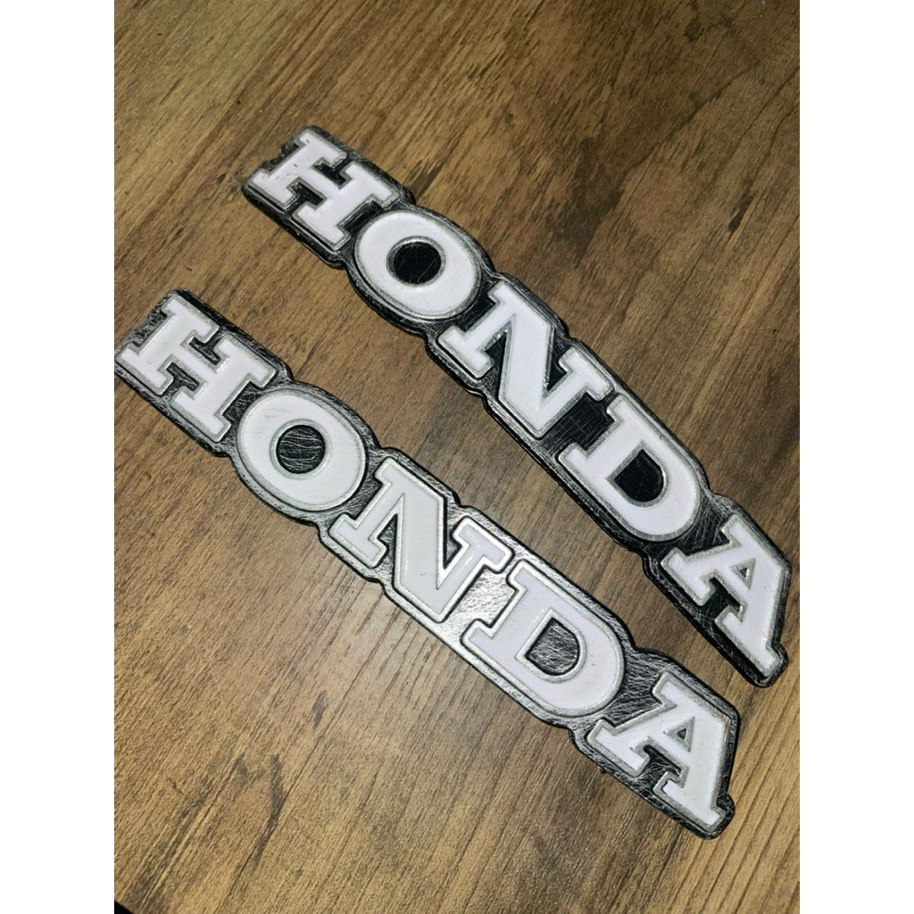 Emblem tangki Cb 125 merk sultan bekas murah