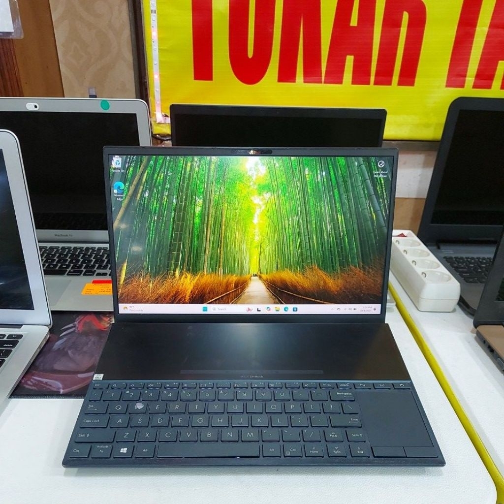 Laptop Asus Zenbook UX481F core i5-10210U Ram 8GB SSD 512GB touchscreen 963