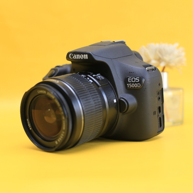 CANON 1500D Lensa Kit 18-55mm F3.5 Kamera DSLR - Bergaransi