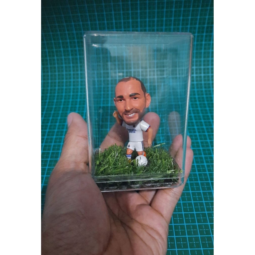 Figure pemain bola "Benzema" brand soccerwe