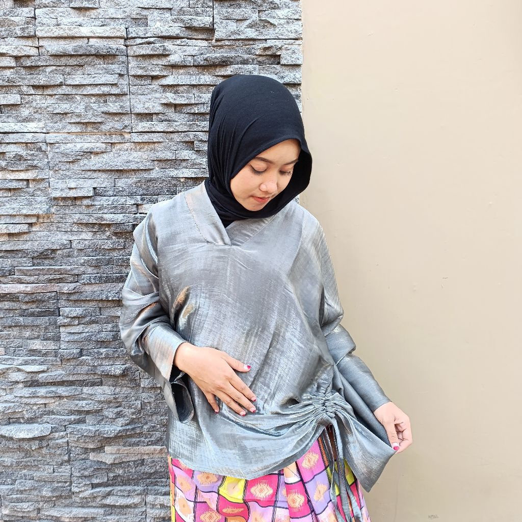 Atasan Baju Bodo Shimer Wanita Dewasa Adat Makassar / Baju Penari Bugis