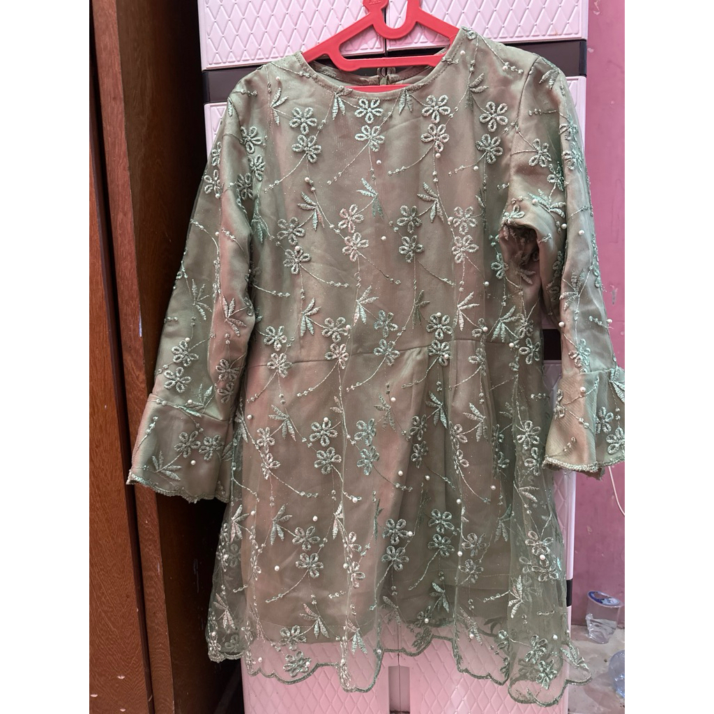 baju pesta wanita preloved