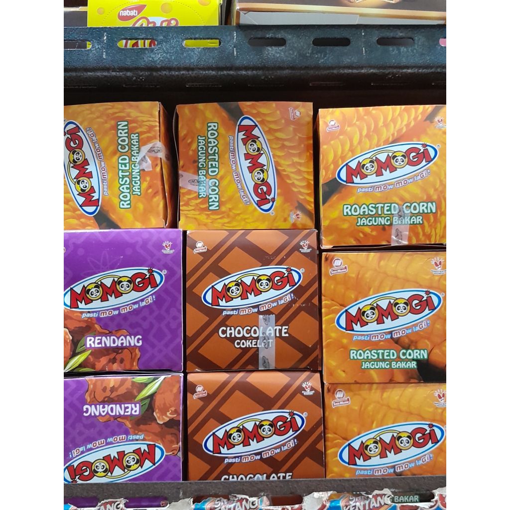 MOMOGI SNACK 5GR (ISI 20) / 12GR (ISI 10)