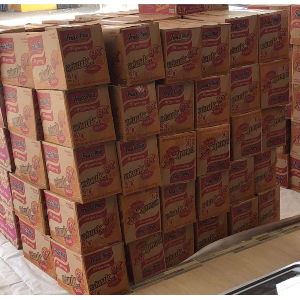 INDOMIE GORENG KRIUK 8 EXTRA 1 DUS