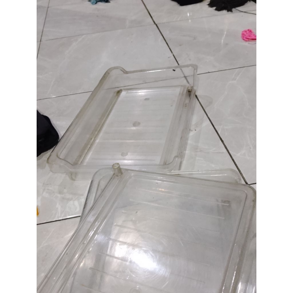 rak bawahan freezer untuk kulkas politron