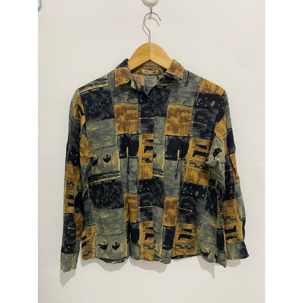 06 Kemeja H&M Motif