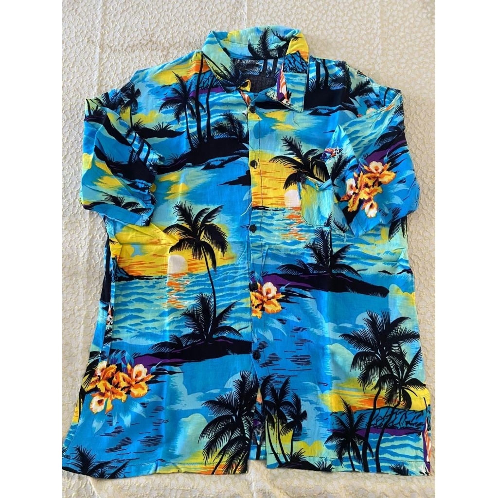 PRELOVED KEMEJA PANTAI
