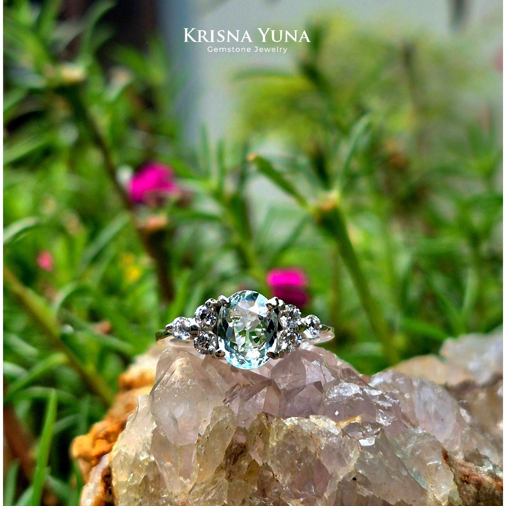 Natural Aquamarine Ring