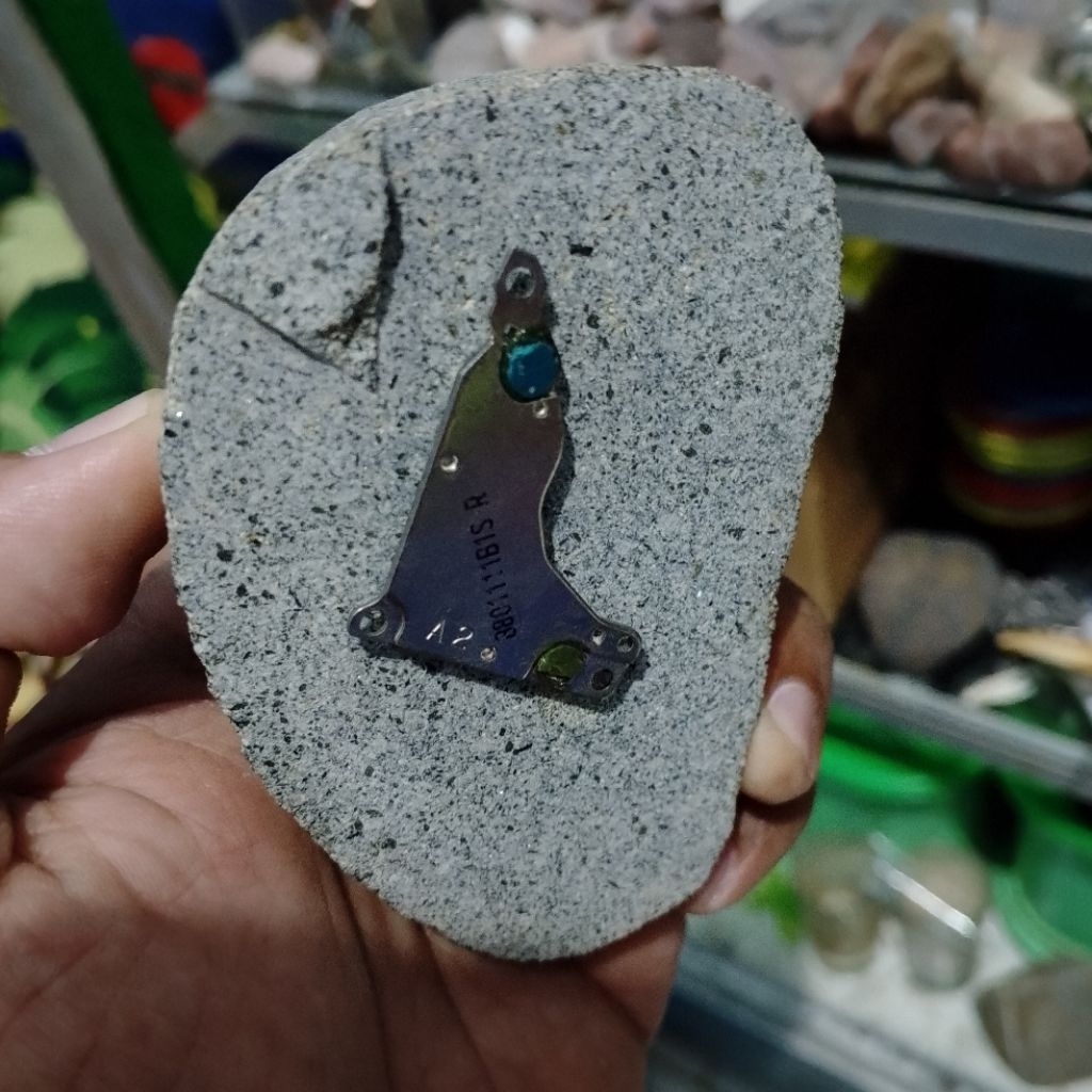 Batu bintang kejora nempel magnet ada seperti meteorite meteorite