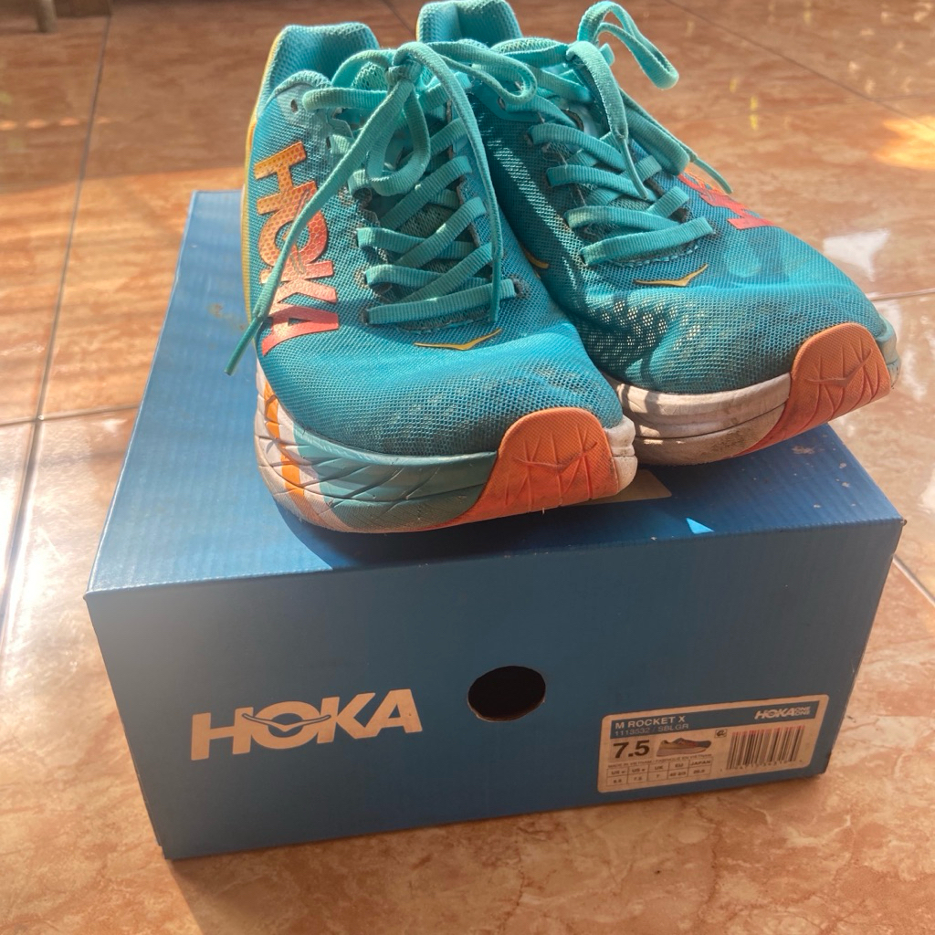 Sepatu Lari Hoka Rocket X size 40,5