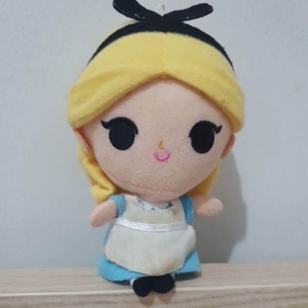 Ganci boneka Alice preloved