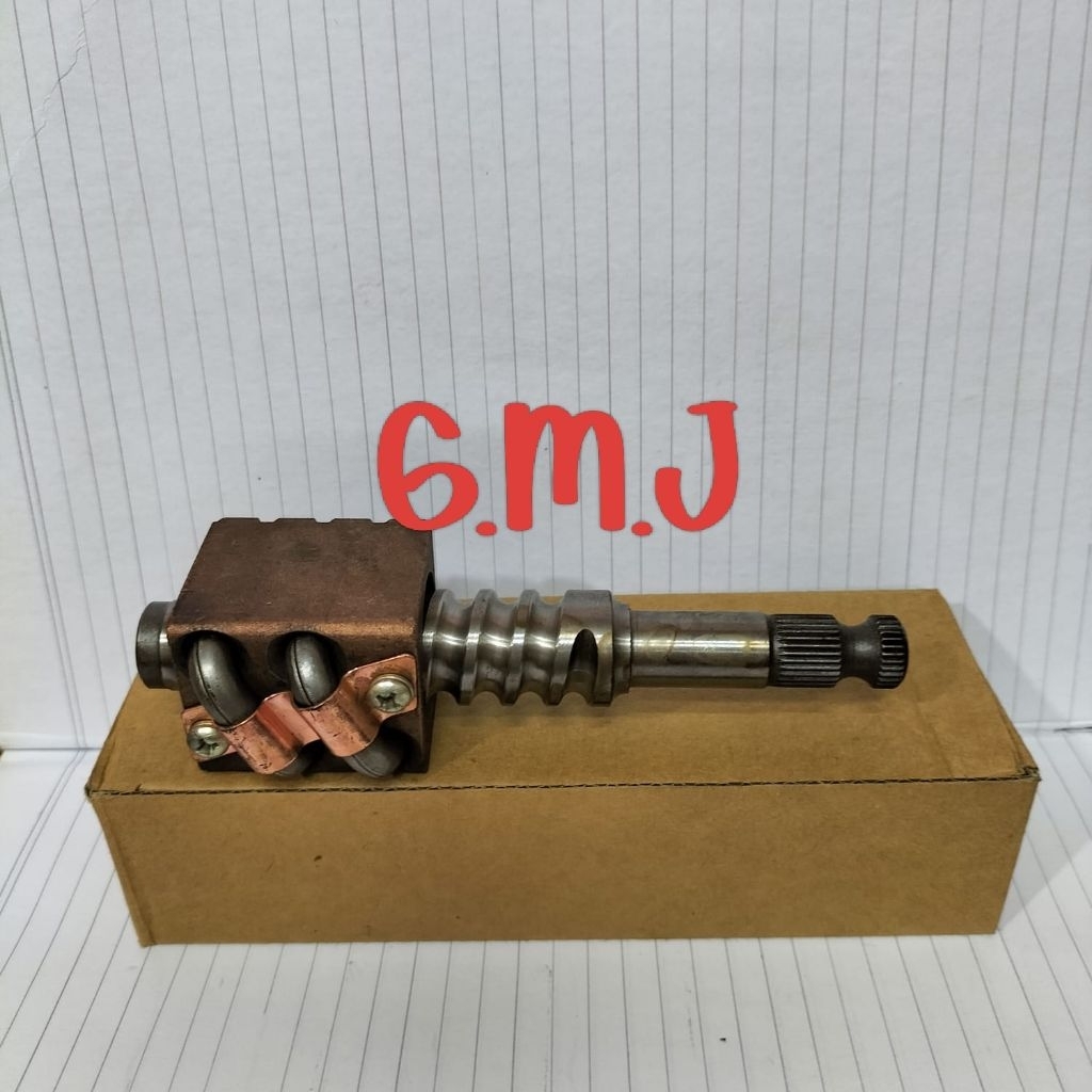 WORN STEERING PINION STIR CARRY EXTRA