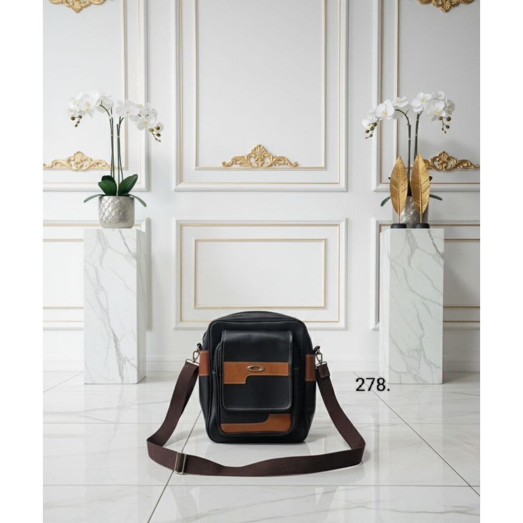 Tas Selempang Pria Kulit Sintetis Premium