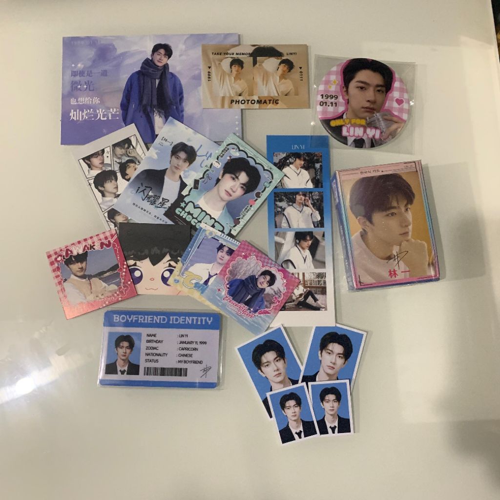 Fankit Lin Yi isi 71 pcs Edisi Birthday Project Only For Lin Yi