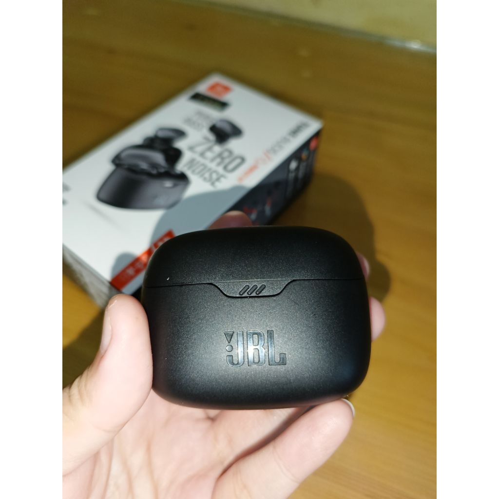 JBL Tune Buds True Wireless Noise Cancelling Earbuds