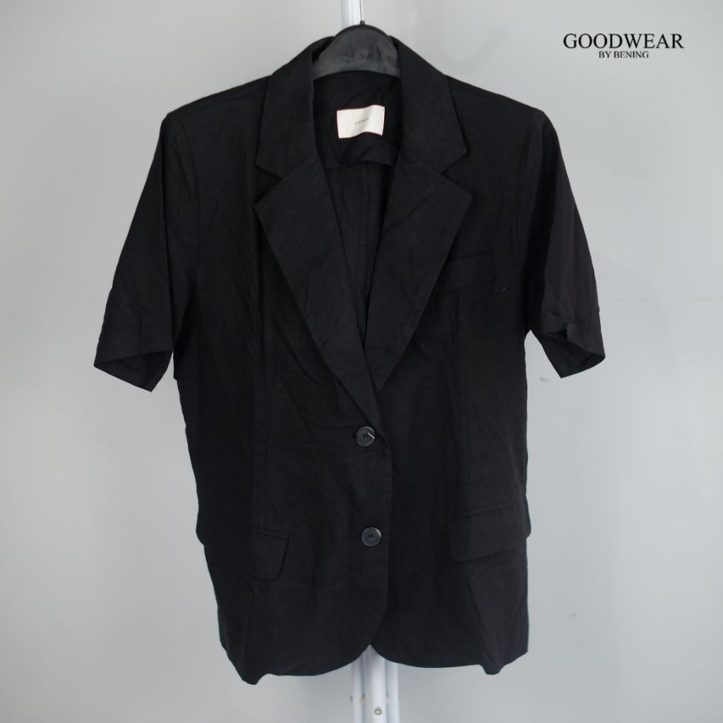 Blazer Hitam - Lengan Pendek